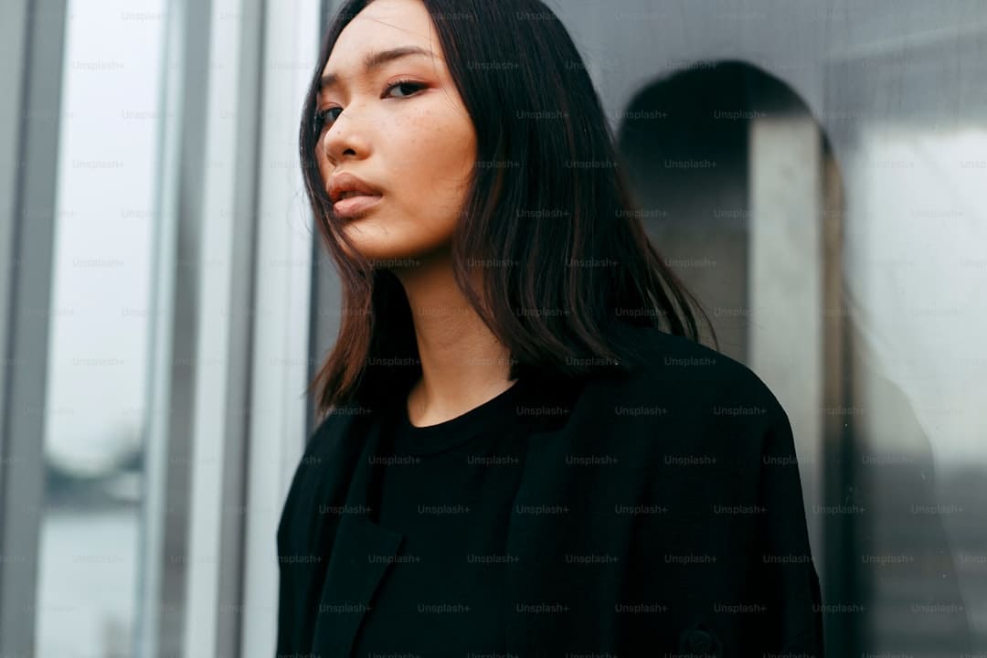 杨默依官宣初次个人巡演《我好想要向你率直》 音乐率直之旅起程